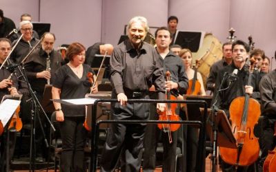 Francisco Rettig, director de la Orquesta Sinfónica de Chile para el concierto.  