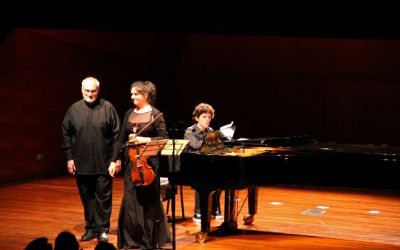 Dúo Fredes-Pepi en concierto en el  Centro Cultural Gabriela Mistral.