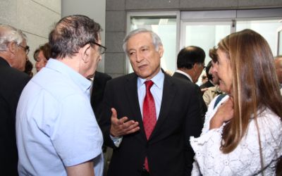 Galería de fotos: FCFM rinde homenaje al ex decano Enrique d'Etigny Galería de fotos: FCFM rinde homenaje al ex decano Enrique d'Etigny