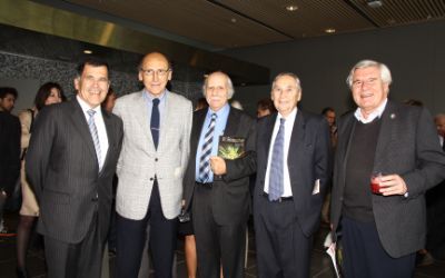 Galería de fotos: FCFM rinde homenaje al ex decano Enrique d'Etigny Galería de fotos: FCFM rinde homenaje al ex decano Enrique d'Etigny