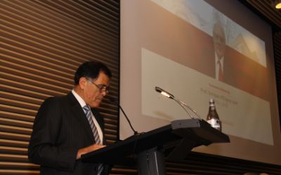 Galería de fotos: FCFM rinde homenaje al ex decano Enrique d'Etigny Galería de fotos: FCFM rinde homenaje al ex decano Enrique d'Etigny