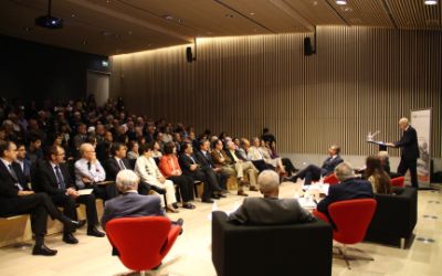 Galería de fotos: FCFM rinde homenaje al ex decano Enrique d'Etigny Galería de fotos: FCFM rinde homenaje al ex decano Enrique d'Etigny