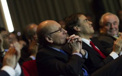 Profesor Patricio Aceituno asume como nuevo decano de la FCFM Profesor Patricio Aceituno asume como nuevo decano de la FCFM