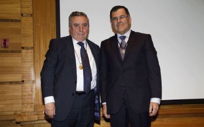 Profesor Patricio Aceituno asume como nuevo decano de la FCFM Profesor Patricio Aceituno asume como nuevo decano de la FCFM