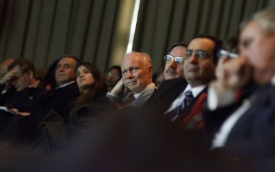 Profesor Patricio Aceituno asume como nuevo decano de la FCFM Profesor Patricio Aceituno asume como nuevo decano de la FCFM