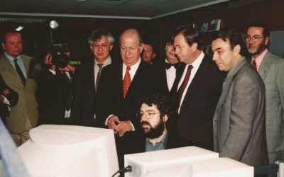 Con la presencia del Presidente Ricardo Lagos, en el año 200 fue inaugurado el Centro de Modelamiento Matemático Con la presencia del Presidente Ricardo Lagos, en el año 200 fue inaugurado el Centro de Modelamiento Matemático