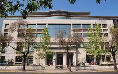 En el año 2004 se inauguró el edificio que hoy alberga los Departamentos de Geofísica e Ingeniería Civil En el año 2004 se inauguró el edificio que hoy alberga los Departamentos de Geofísica e Ingeniería Civil