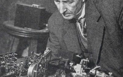 En 1908, como respuesta al terremoto de 1906 que destruyó parte de la zona central de Chile, el gobierno de Pedro Montt fundó el Instituto de Sismología, hoy Servicio Sismológico En 1908, como respuesta al terremoto de 1906 que destruyó parte de la zona central de Chile, el gobierno de Pedro Montt fundó el Instituto de Sismología, hoy Servicio Sismológico