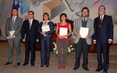 Junto al Rector Pérez, Prof. Patricio Felmer (DIM) Junto al Rector Pérez, Prof. Patricio Felmer (DIM)