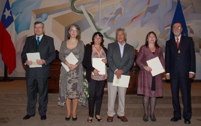 1º lugar de izq. a der. Prof. José Pino (DCC) 1º lugar de izq. a der. Prof. José Pino (DCC)