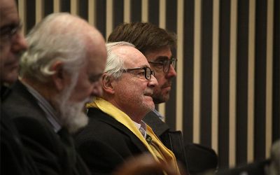 Académicos Luis Aguirre Le-Bert y Alfredo Lahsen recibieron distinción de Profesor Emérito