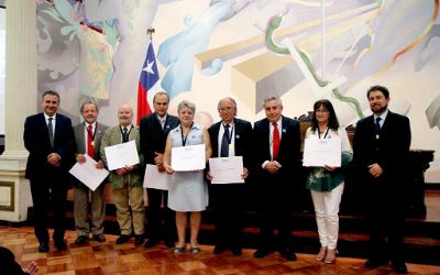 Ceremonia Medalla 40 años de Servicio Ceremonia Medalla 40 años de Servicio