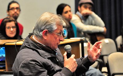  Comunidad universitaria debatió sobre Reforma y educación pública