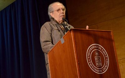 Comunidad universitaria homenajeó al profesor Humberto Maturana