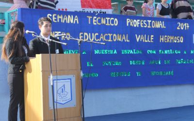 Celebración del Día de la Educación Técnico Profesional en el Centro Educacional Valle Hermoso de Peñalolén