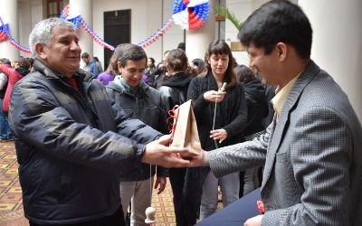 Variados obsequios entregó la Dirección de Recursos Humanos a quienes participaron de los juegos tradicionales chilenos