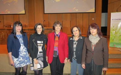 Rachel Bruce, Mary Ann Mavrinac, Rosa Devés, Gabriela Ortúzar y Silvia Nuñez. Rachel Bruce, Mary Ann Mavrinac, Rosa Devés, Gabriela Ortúzar y Silvia Nuñez.