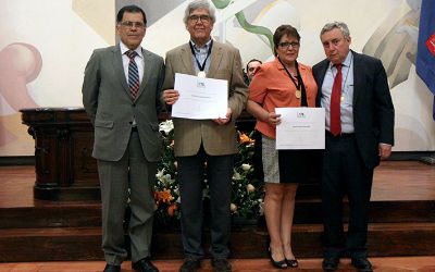 Medalla 40 años de servicio: reconocimiento a toda una vida vinculada a la Casa de Bello Medalla 40 años de servicio: reconocimiento a toda una vida vinculada a la Casa de Bello