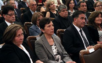 Medalla 40 años de servicio: reconocimiento a toda una vida vinculada a la Casa de Bello Medalla 40 años de servicio: reconocimiento a toda una vida vinculada a la Casa de Bello