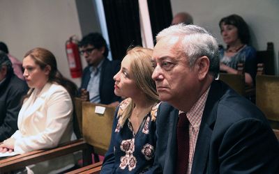 Medalla 40 años de servicio: reconocimiento a toda una vida vinculada a la Casa de Bello Medalla 40 años de servicio: reconocimiento a toda una vida vinculada a la Casa de Bello