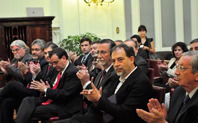 Senado de la República suscribe convenio de colaboración académica con la U. de Chile