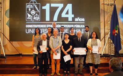 U. de Chile distinguió a académicos por trabajos en investigación U. de Chile distinguió a académicos por trabajos en investigación