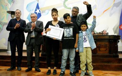 Universidad de Chile entregó 11 nuevos títulos póstumos a estudiantes ejecutados y desaparecidos Universidad de Chile entregó 11 nuevos títulos póstumos a estudiantes ejecutados y desaparecidos