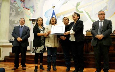 Universidad de Chile entregó 11 nuevos títulos póstumos a estudiantes ejecutados y desaparecidos Universidad de Chile entregó 11 nuevos títulos póstumos a estudiantes ejecutados y desaparecidos
