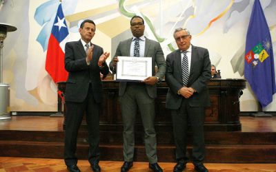 Universidad de Chile entregó 11 nuevos títulos póstumos a estudiantes ejecutados y desaparecidos Universidad de Chile entregó 11 nuevos títulos póstumos a estudiantes ejecutados y desaparecidos