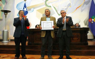 Universidad de Chile entregó 11 nuevos títulos póstumos a estudiantes ejecutados y desaparecidos Universidad de Chile entregó 11 nuevos títulos póstumos a estudiantes ejecutados y desaparecidos