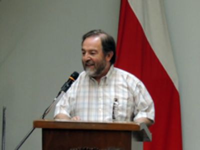 Prof. Carlos Muñoz S., Vicedecano.