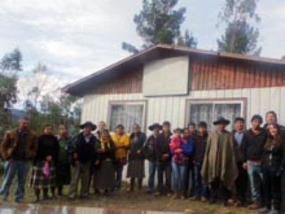 Equipo de EGEA junto a miembros de la comunidad Mapuche Francisco Huelate.