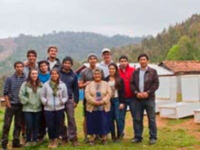 Entrega de  deshidratadores solares en comunidad Mapuche Francisco Huelate.