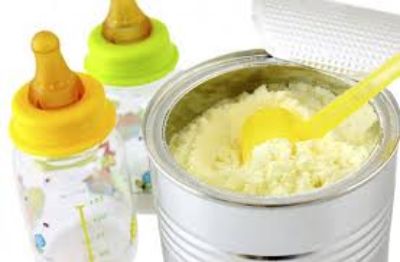 El Dr. Aguirre ha liderado la realización de diversas evaluaciones de riesgo de leches en polvo para uso intrahospitalario para neonatos contaminadas con el patógeno a Cronobacter sakazakii.