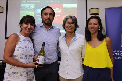 El equipo ejecutor del proyecto, los profesores Carmen Prieto, Alvaro Peña, Pilar Miranda y Camila Gomez.