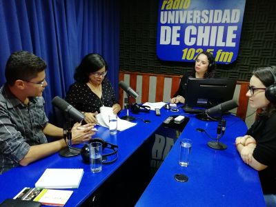 Los investigadores fueron invitados junto con la Profesora Boza, al programa "El Semáforo" de la Radio Universidad de Chile, para hablar sobre su proyecto.