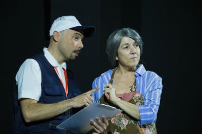 La dramaturga Ana Corbalán señaló que para escribir la obra, ganadora de la XVII Muestra Nacional de Dramaturgia, se inspiró en el verano, el amor a los perros y la naturaleza.