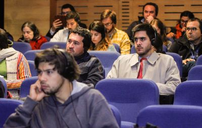 Académicos de la Facultad de Derecho y de la Universidad de Aix-Marseille expusieron su visión frente a una masiva audiencia.