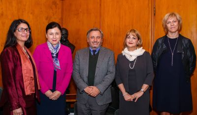 La actividad fue organizada por la Dirección de Relaciones Internacionales, junto con el Centro de Derechos Humanos (CDH), el Centro de Estudios en Derecho Informático (CEDI) y la UE en Chile.