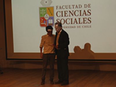 Camilo Sembler Reyes, profesor premiado del Magíster de Ciencias Sociales mención Sociología de la Modernización.