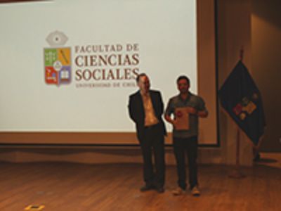 Finalmente recibió el mismo premio el profesor Rodrigo Morales Martínez, del Magíster en Psicología Clínica de Adultos.