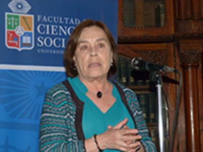 Loreto Rebolledo, directora del ICEI, destacó el compromiso que ha tenido la universidad como institución pública y el Instituto de la Comunicación e Imagen en la recuperación de la memoria.