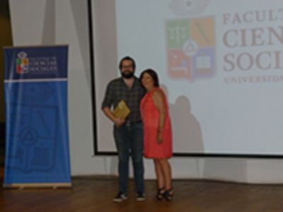 Danilo Sanhueza, profesor del Magíster en Psicología Clínica de Adultos, reconocido como mejor docente de Postgrado.