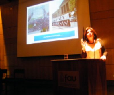 Ana Lya Uriarte, ex Ministra de Medio Ambiente y académica de la Facultad de Derecho de la Universidad de Chile. 
