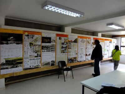 Exposición de posters de proyectos.