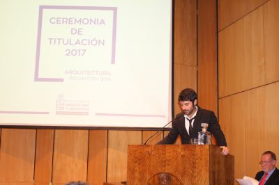 Sebastián Simonetti, mejor alumno de la promoción de arquitectos.