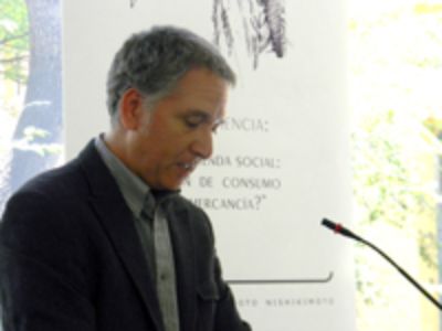 Jorge Larenas, Director del Instituto de la Vivienda FAU