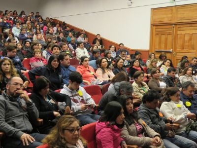 Más de 300 personas concurrieron este sábado 14 de abril al encuentro entre las Familias de los estudiantes de primer y año y académicos de Favet.