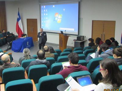 El evento se realizó en el Centro de Extensión de la Facultad de Ciencias Agronómicas y fue inaugurado por el Decano Coordinador de Campus Sur, Prof. Roberto Neira.