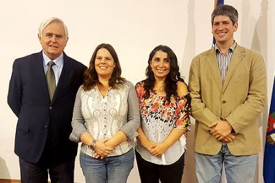 La ex diputada Karla Rubilar y la diputada Maya Fernández, realizaron en 2017 un taller en Favet, que buscaba el apoyo para la tramitación del proyecto de ley diseñado por las diputadas y Colmevet.